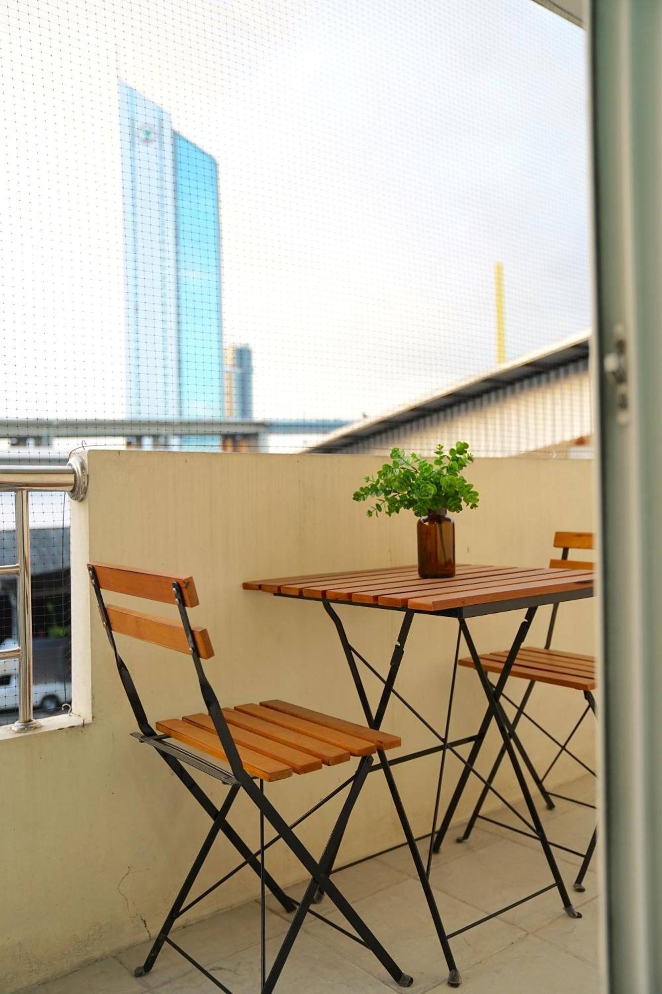 The View Residence Bangkok Extérieur photo