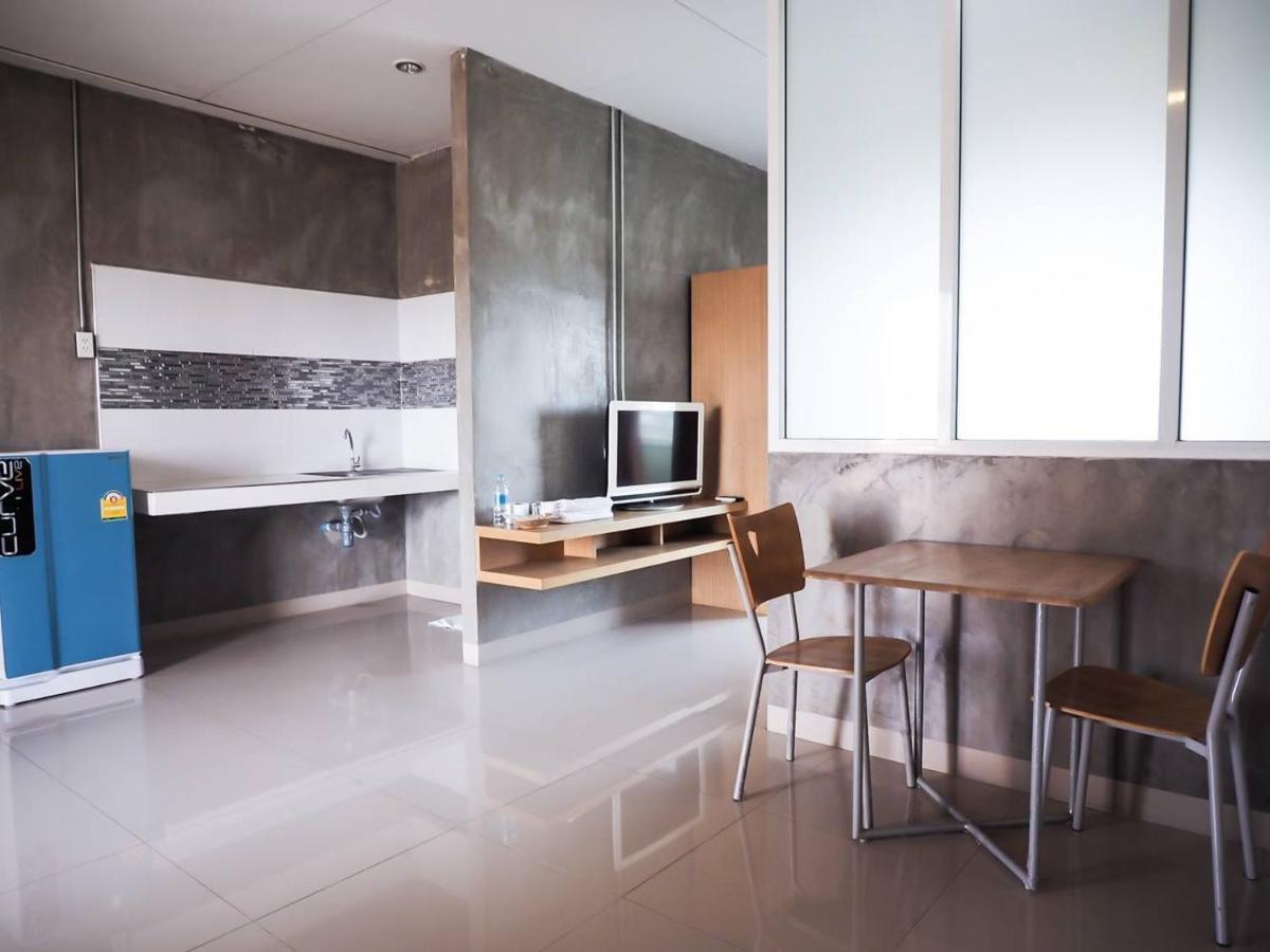 The View Residence Bangkok Extérieur photo