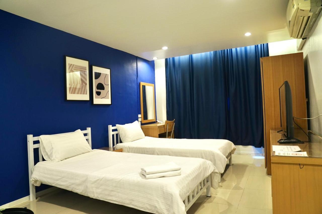 The View Residence Bangkok Extérieur photo