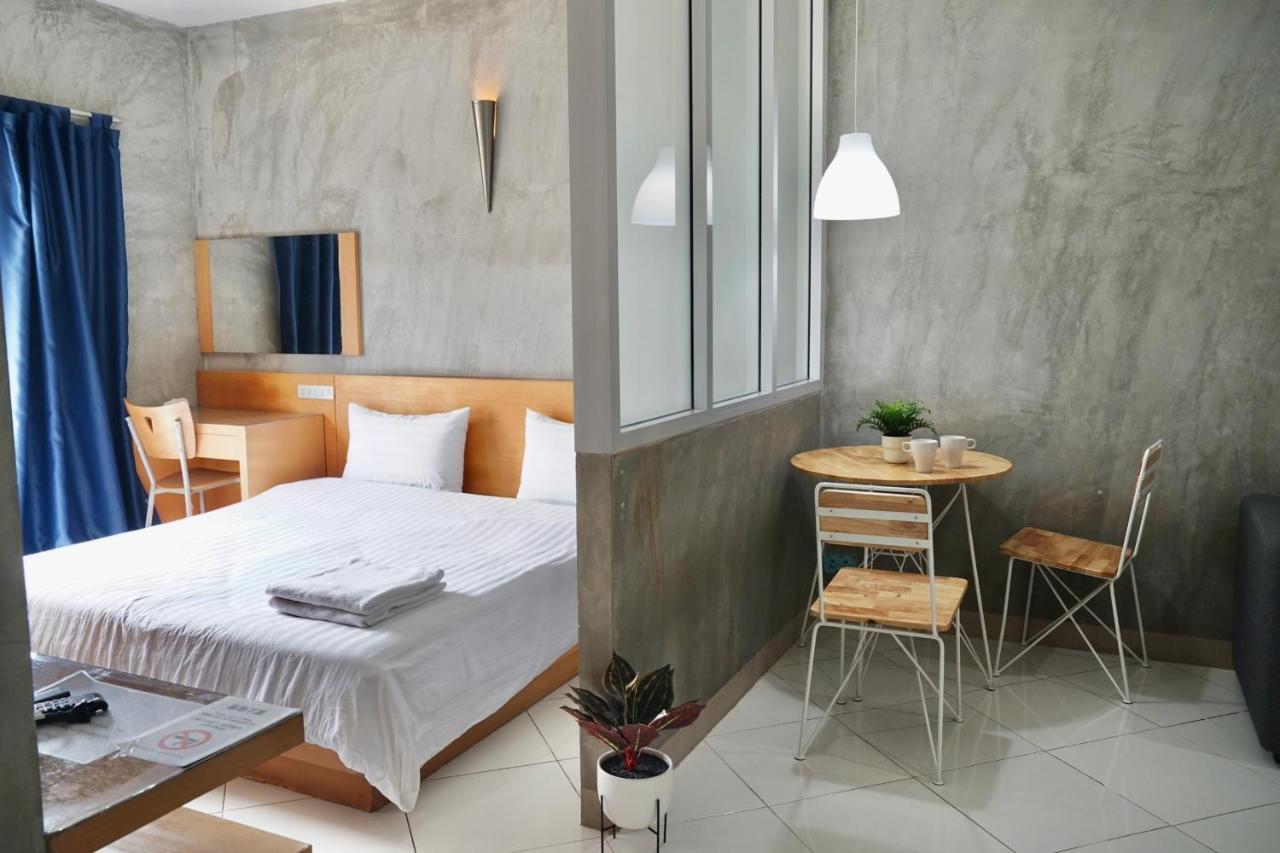 The View Residence Bangkok Extérieur photo